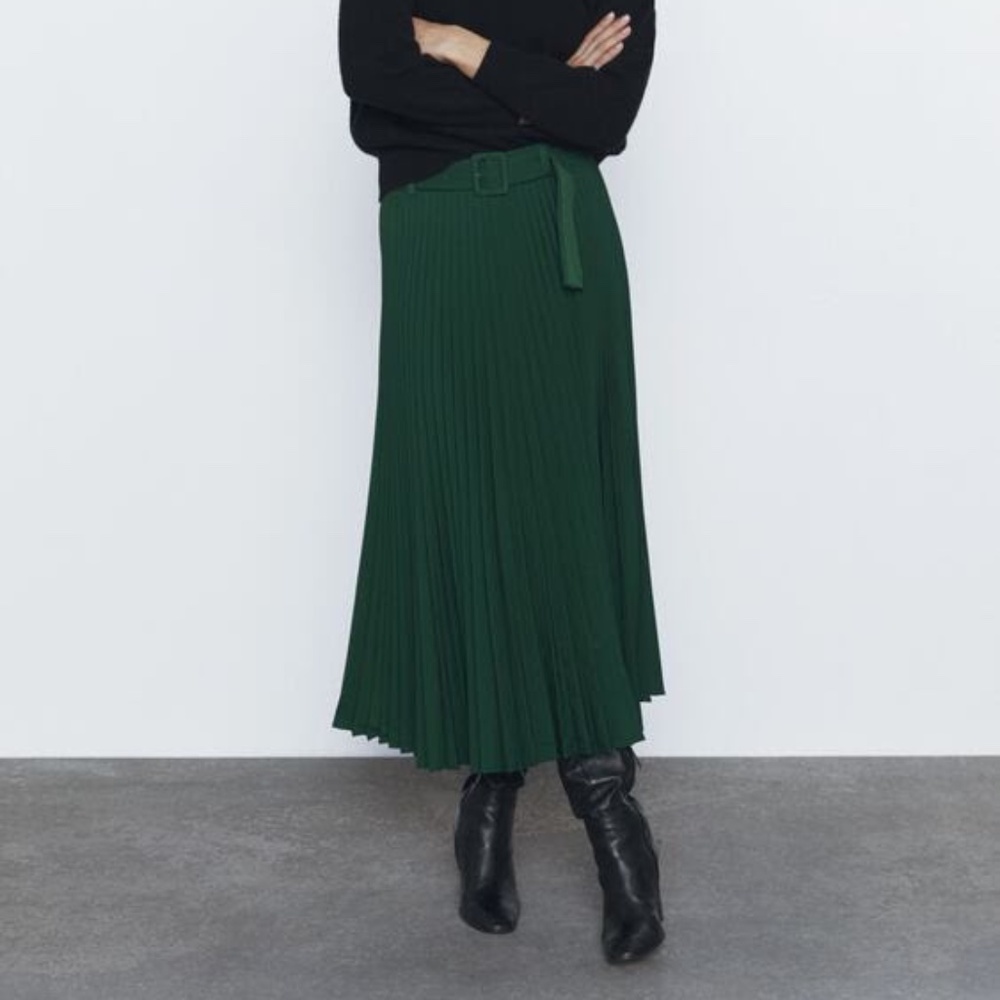 Zara Hunter Green Long Pleated Skirt, Medium, Hunter Green, New With Tags